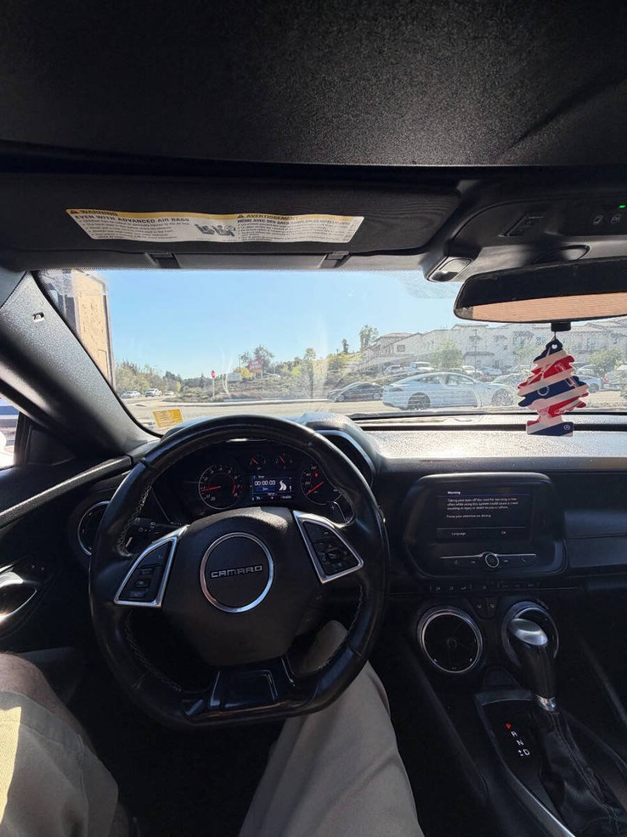 Used 2020 Chevrolet Camaro LT RWD image 10