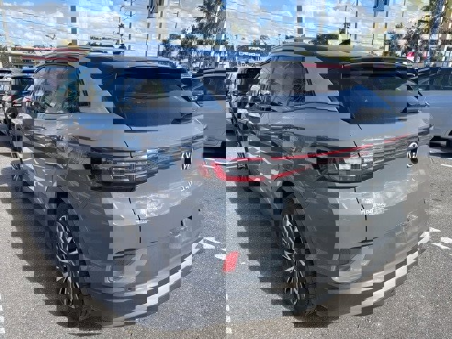 Used 2023 Volkswagen ID.4 Pro S Plus image 7