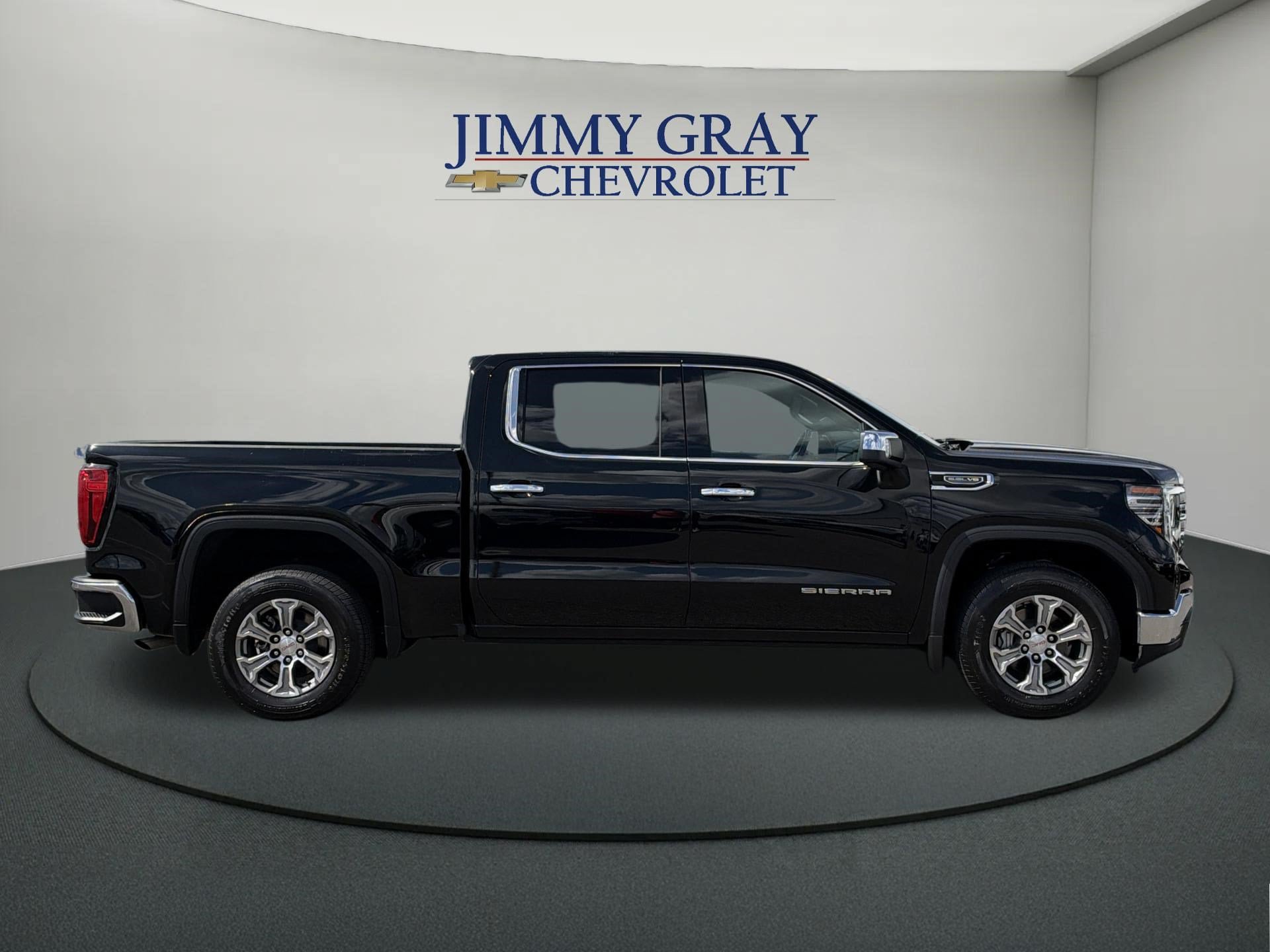 Used 2025 GMC Sierra 1500 SLT RWD image 6