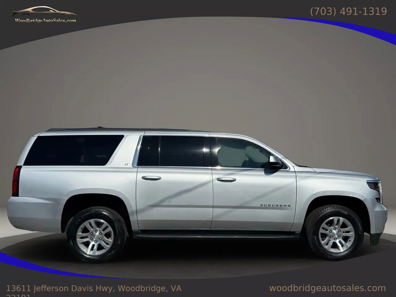 Used 2019 Chevrolet Suburban LT image 2