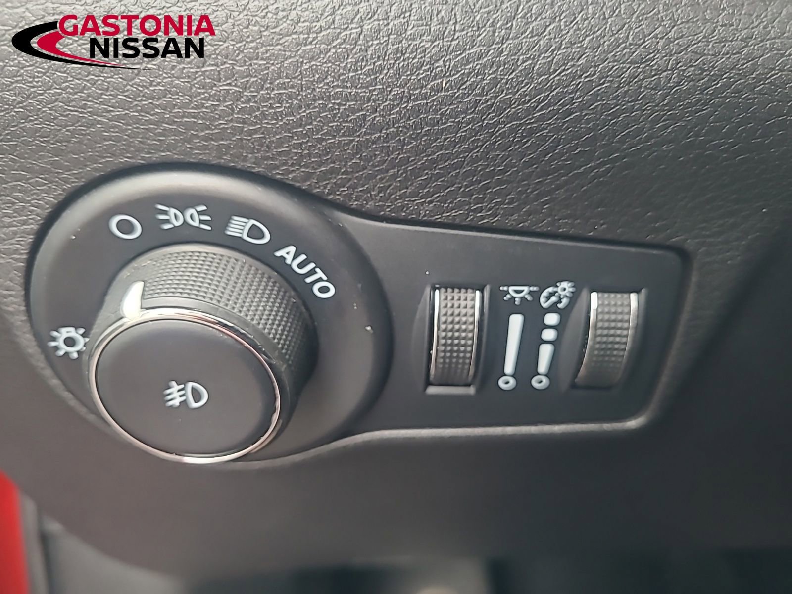 Used 2024 Jeep Compass Latitude image 51