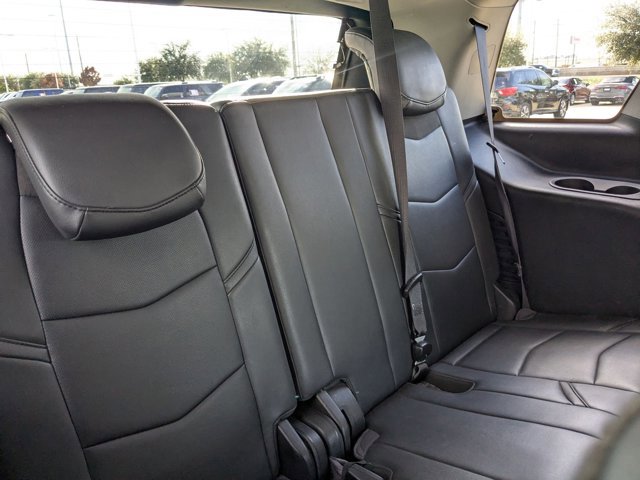 Used 2017 Cadillac Escalade Luxury image 21