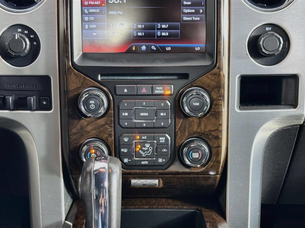 Used 2013 Ford F150 Platinum AWD/4WD image 16