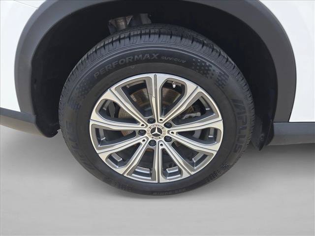 Used 2024 Mercedes-Benz GLC 300 w/ Winter Package image 23