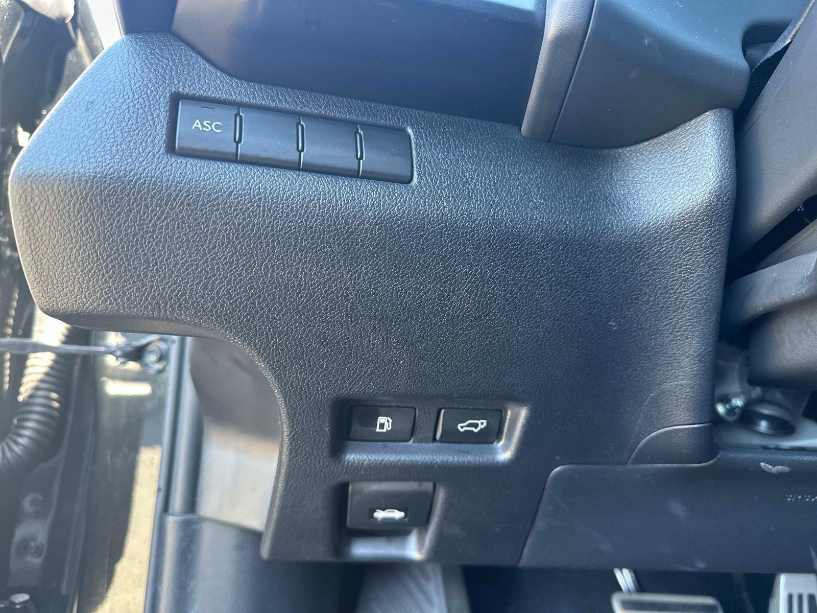 Used 2019 Lexus UX 250h F Sport w/ F Sport Premium Package image 28