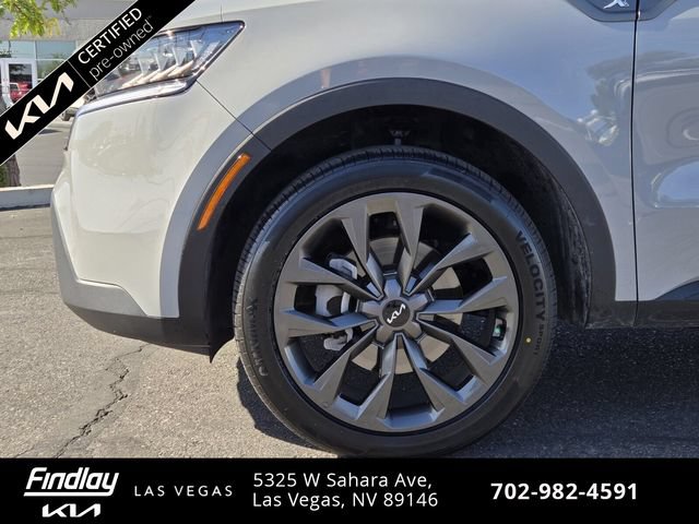 Certified 2023 Kia Sorento X-Line EX AWD/4WD image 10