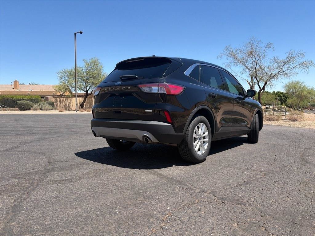 Used 2020 Ford Escape SE FWD image 27