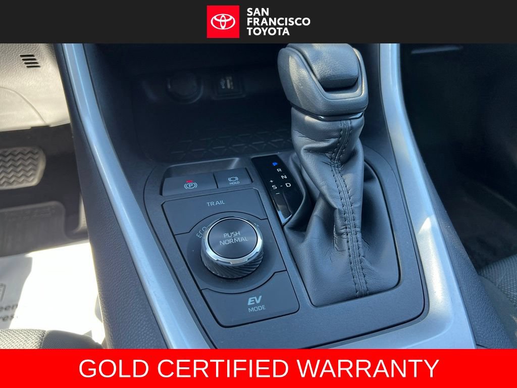 Certified 2025 Toyota RAV4 LE AWD/4WD image 26