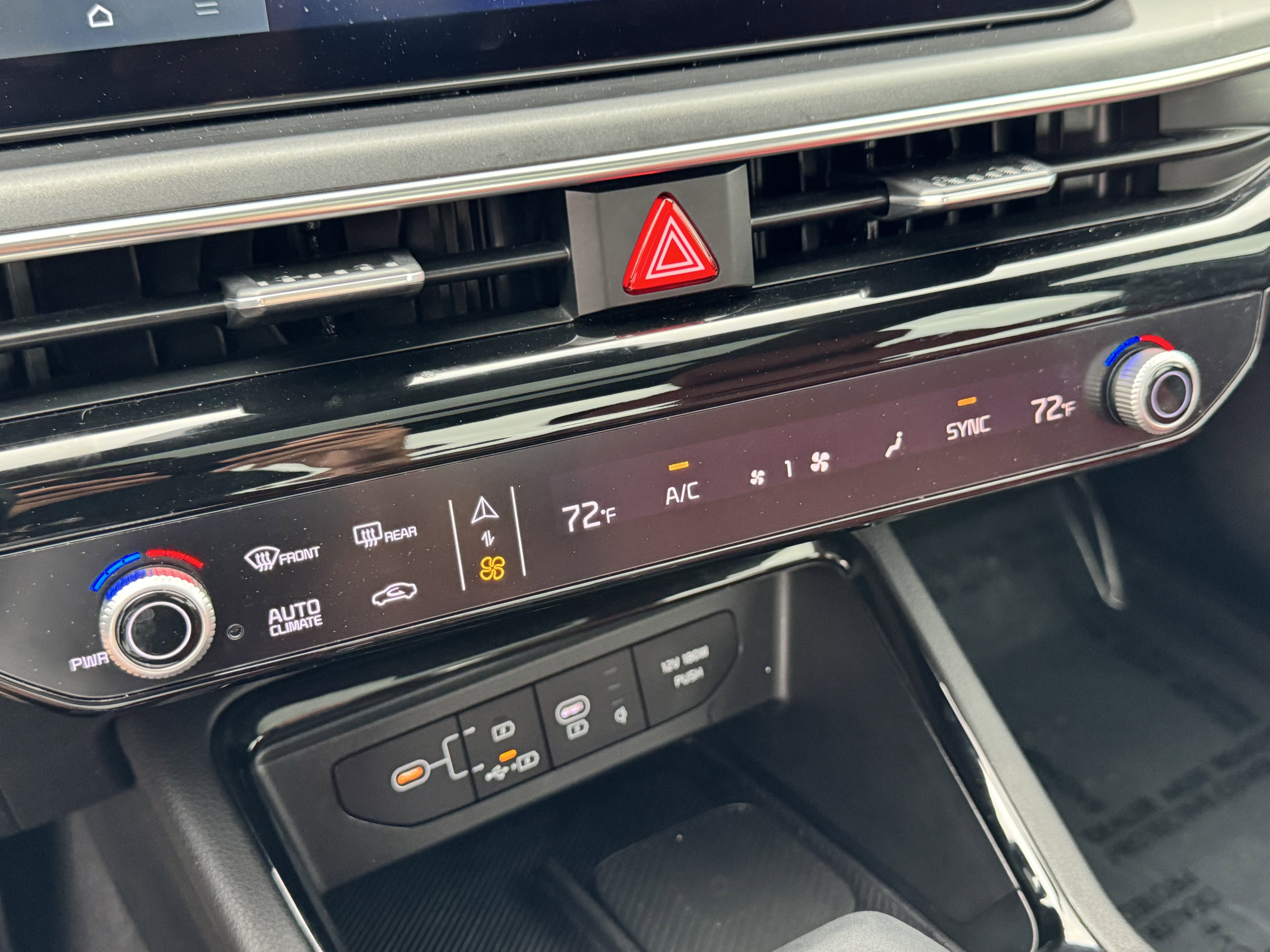 Used 2025 Kia K5 GT-Line w/ GT-Line Premium Package image 20