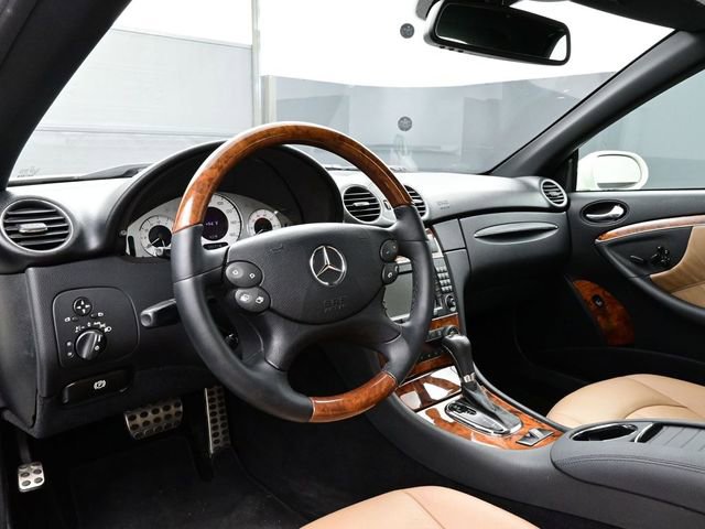 Used 2009 Mercedes-Benz CLK 350 Cabriolet image 4