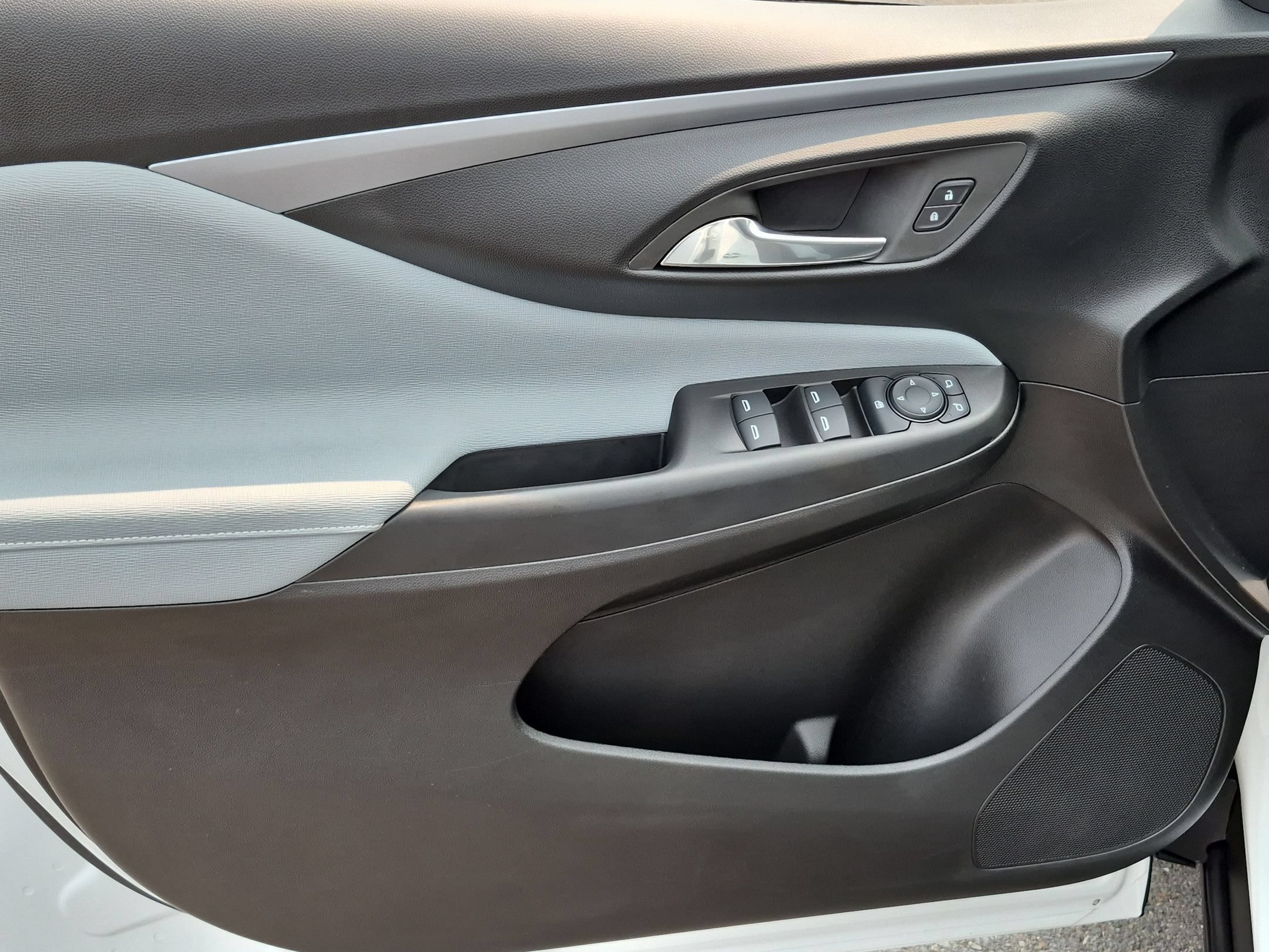 Certified 2025 Buick Envista Preferred FWD image 20