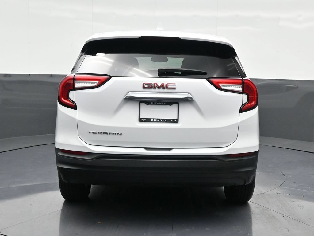 Used 2024 GMC Terrain SLE FWD image 6