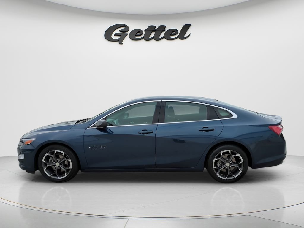 Used 2022 Chevrolet Malibu LT image 2
