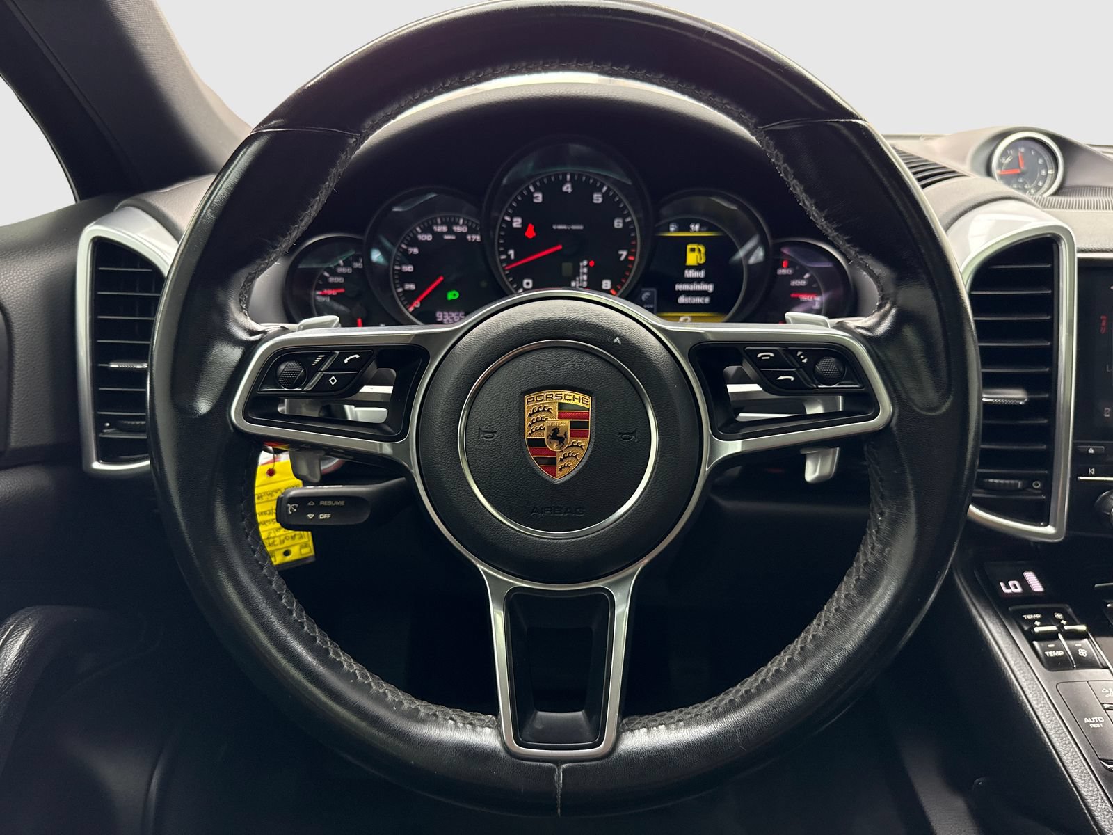 Used 2018 Porsche Cayenne Platinum Edition AWD/4WD image 19