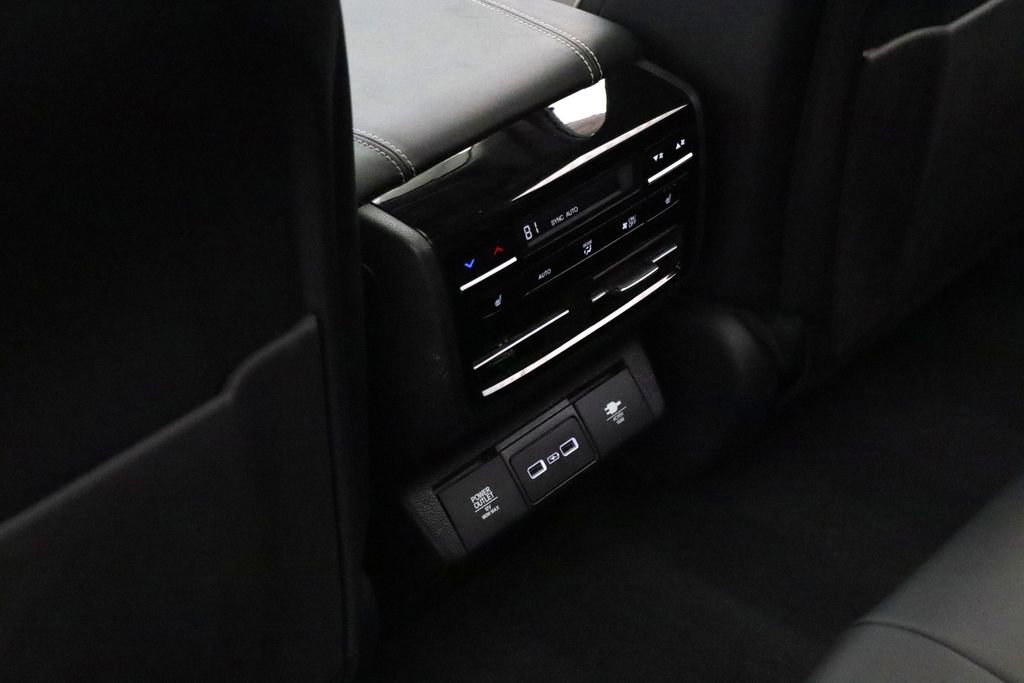 Used 2023 Acura MDX SH-AWD w/ Advance Package image 10