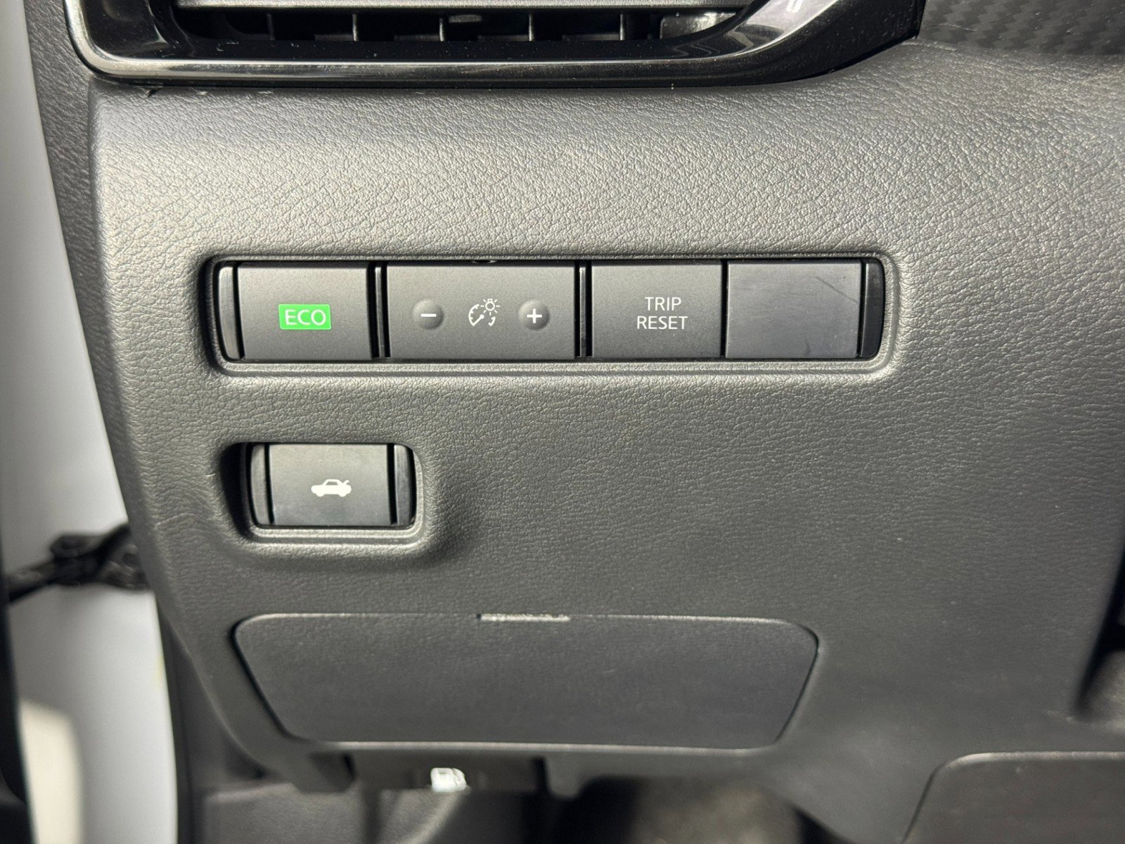 Used 2023 Nissan Sentra SV image 15