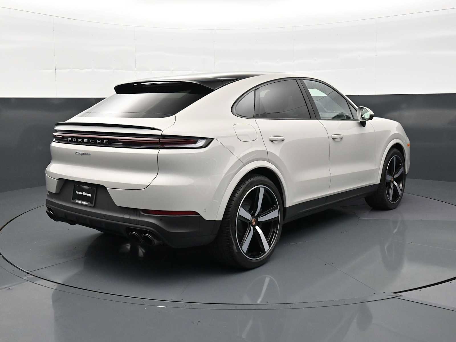 Certified 2026 Porsche Cayenne Coupe AWD/4WD image 27