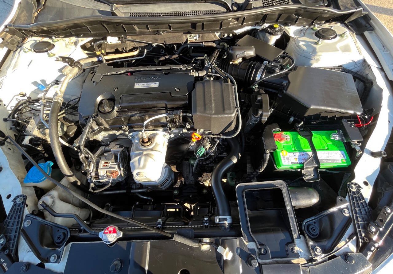 Used 2017 Honda Accord LX image 19