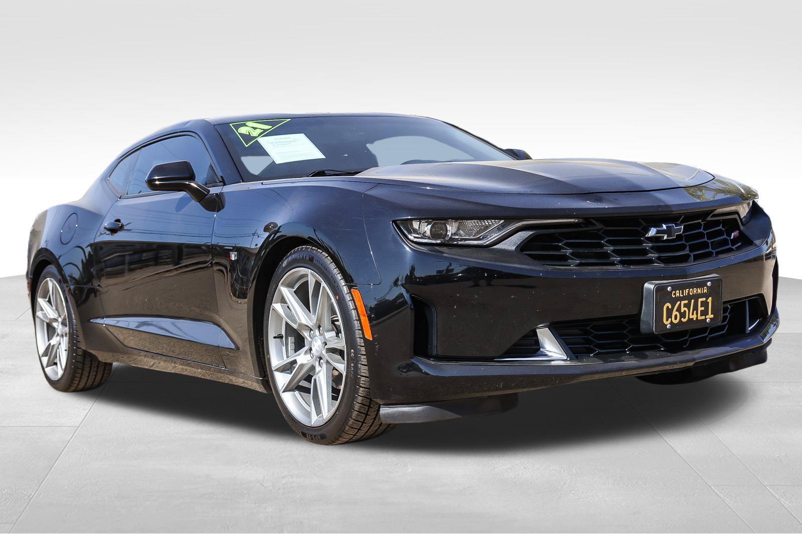Used 2021 Chevrolet Camaro LT w/ RS Package RWD image 3