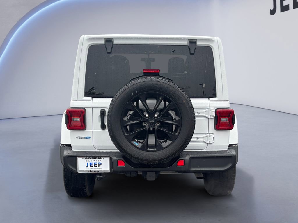 Certified 2022 Jeep Wrangler Unlimited Sahara w/ Cold Weather Group image 5