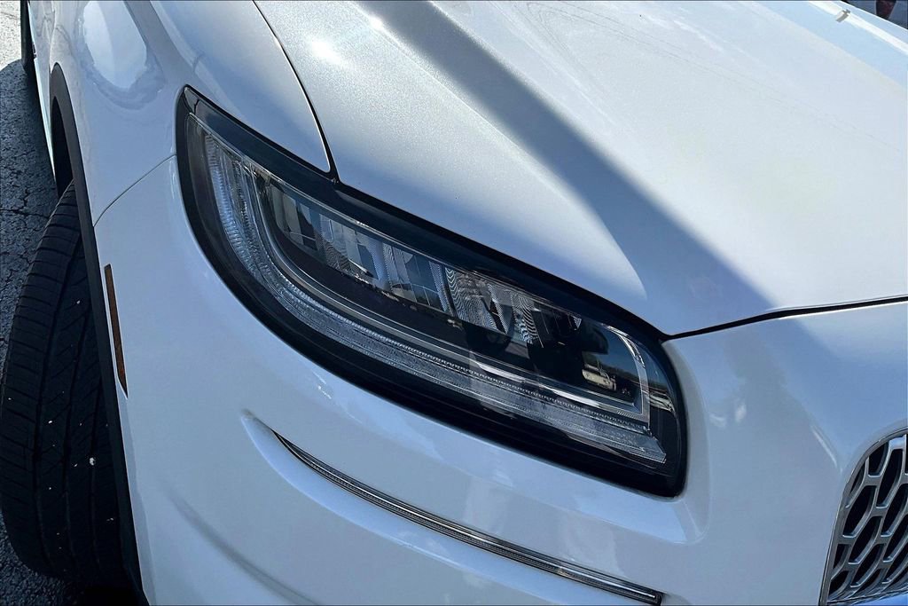 Used 2021 Lincoln Nautilus AWD w/ Equipment Group 101A image 34