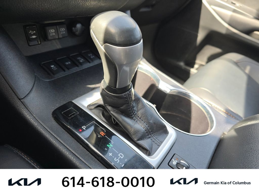 Used 2019 Toyota Highlander XLE image 26