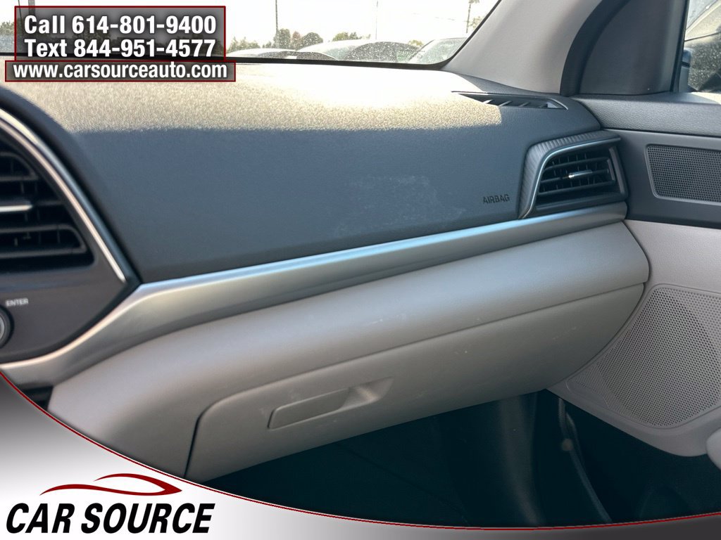 Used 2020 Hyundai Elantra SE FWD image 26