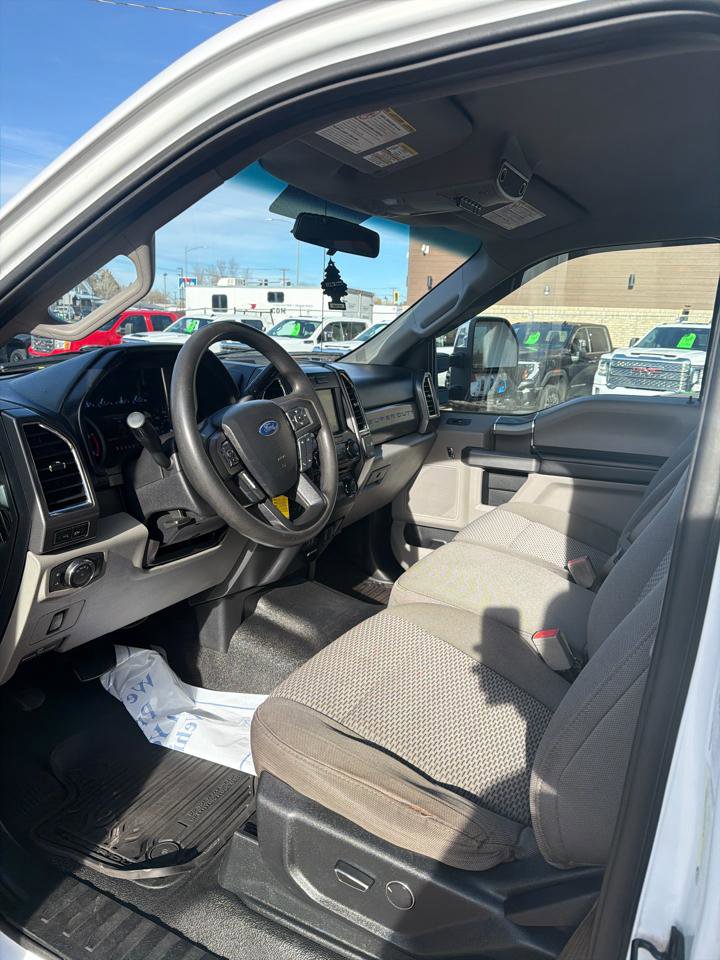 Used 2018 Ford F350 XLT w/ XLT Premium Package AWD/4WD image 7