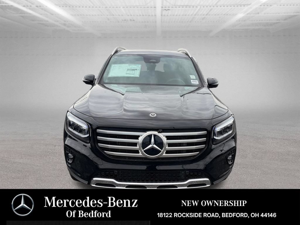 New 2026 Mercedes-Benz GLB 250 4MATIC image 2
