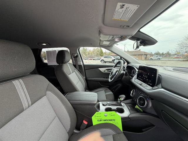 Used 2024 Chevrolet Blazer LT w/ Convenience Package AWD/4WD image 12