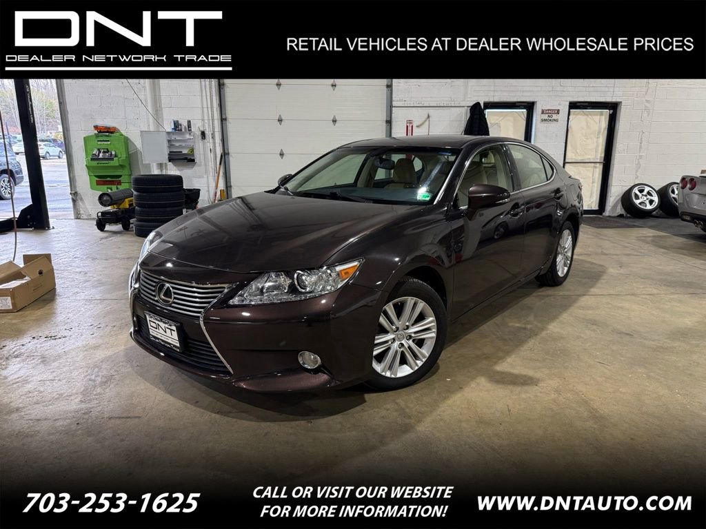 Used 2013 Lexus ES 350 w/ Premium Pkg image 1