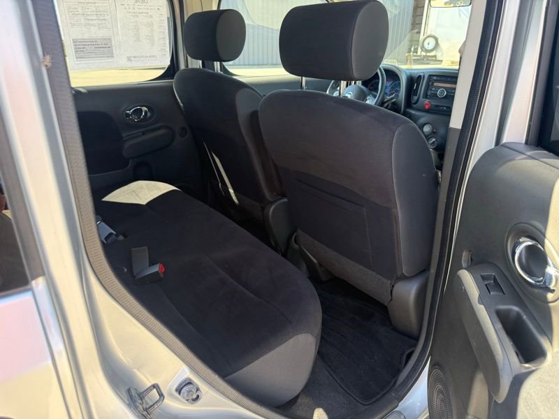 Used 2010 Nissan Cube 1.8 S w/ Interior Designer Pkg FWD image 15