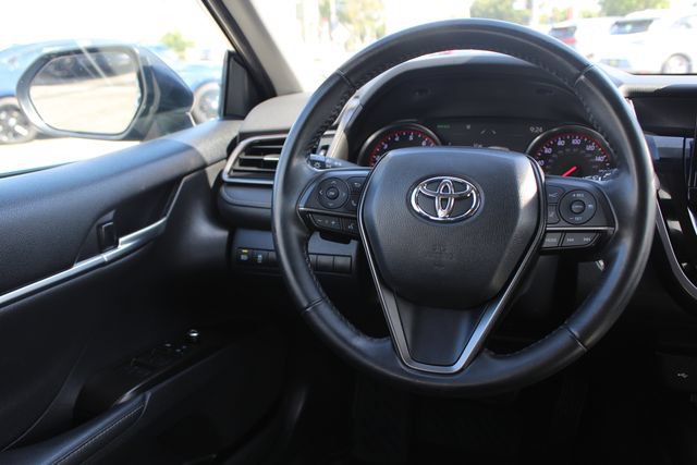 Used 2021 Toyota Camry XSE FWD image 40