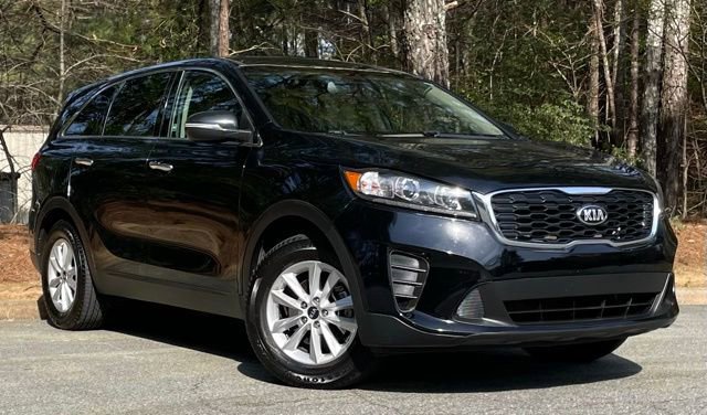 Used 2019 Kia Sorento LX image 9