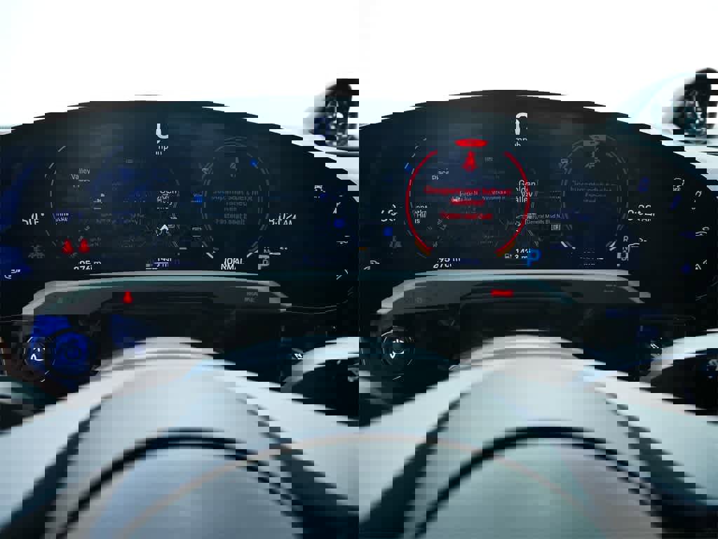 Used 2020 Porsche Taycan Turbo image 27