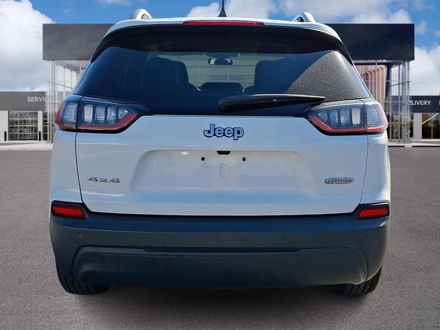 Used 2019 Jeep Cherokee Latitude Plus w/ Cold Weather Group AWD/4WD image 5