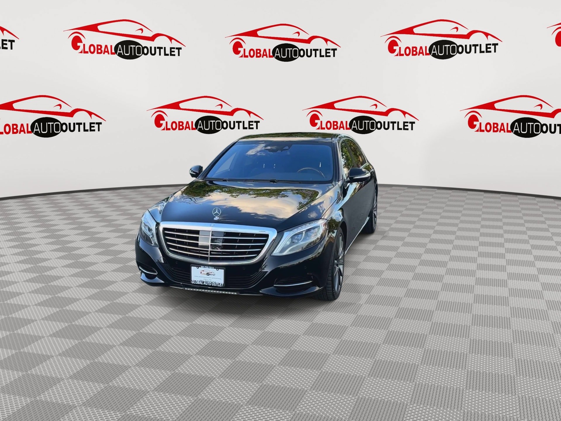 Used 2015 Mercedes-Benz S 550 4MATIC Sedan image 3
