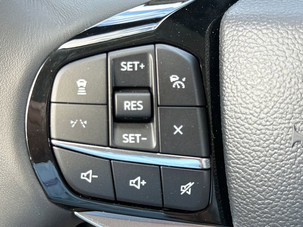 New 2026 Ford Explorer Platinum image 31