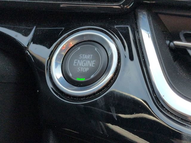 Used 2024 Chevrolet Trax RS w/ Sunroof Package FWD image 19