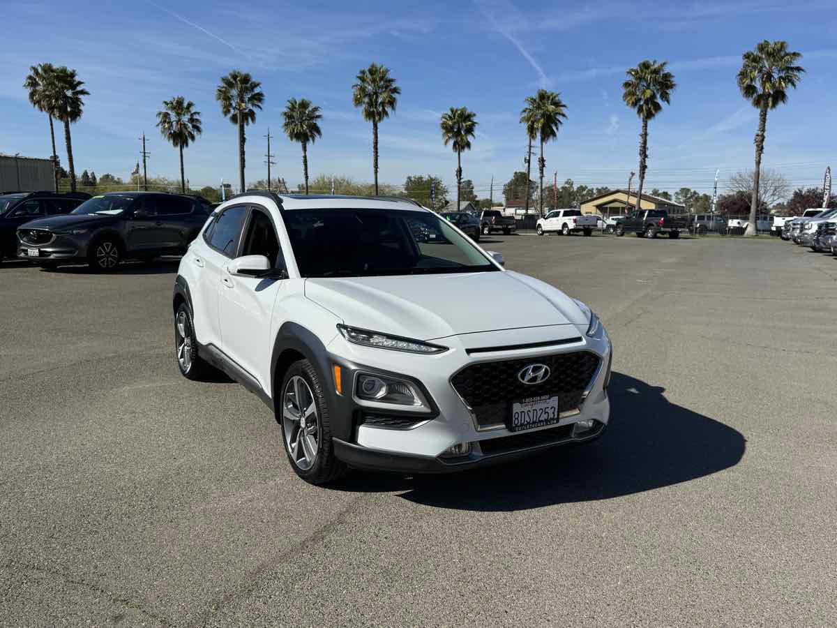 Used 2018 Hyundai Kona Limited image 3