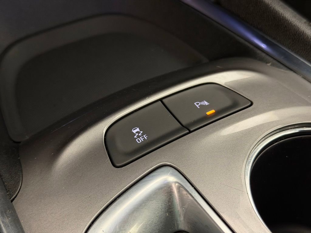 Used 2024 Chevrolet Malibu LT FWD image 32