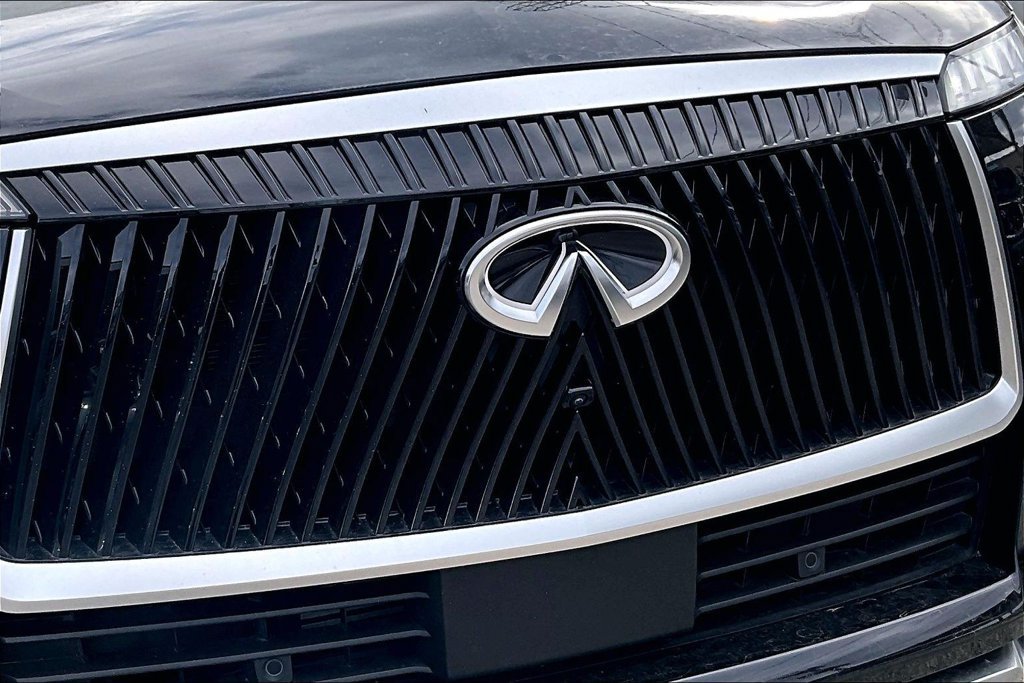 Certified 2025 INFINITI QX80 Pure w/ Cargo Package AWD/4WD image 38