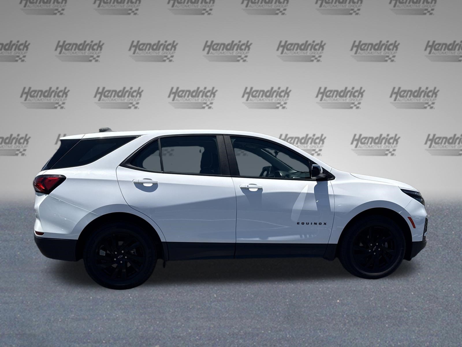 Used 2023 Chevrolet Equinox LS w/ Midnight Edition FWD image 11