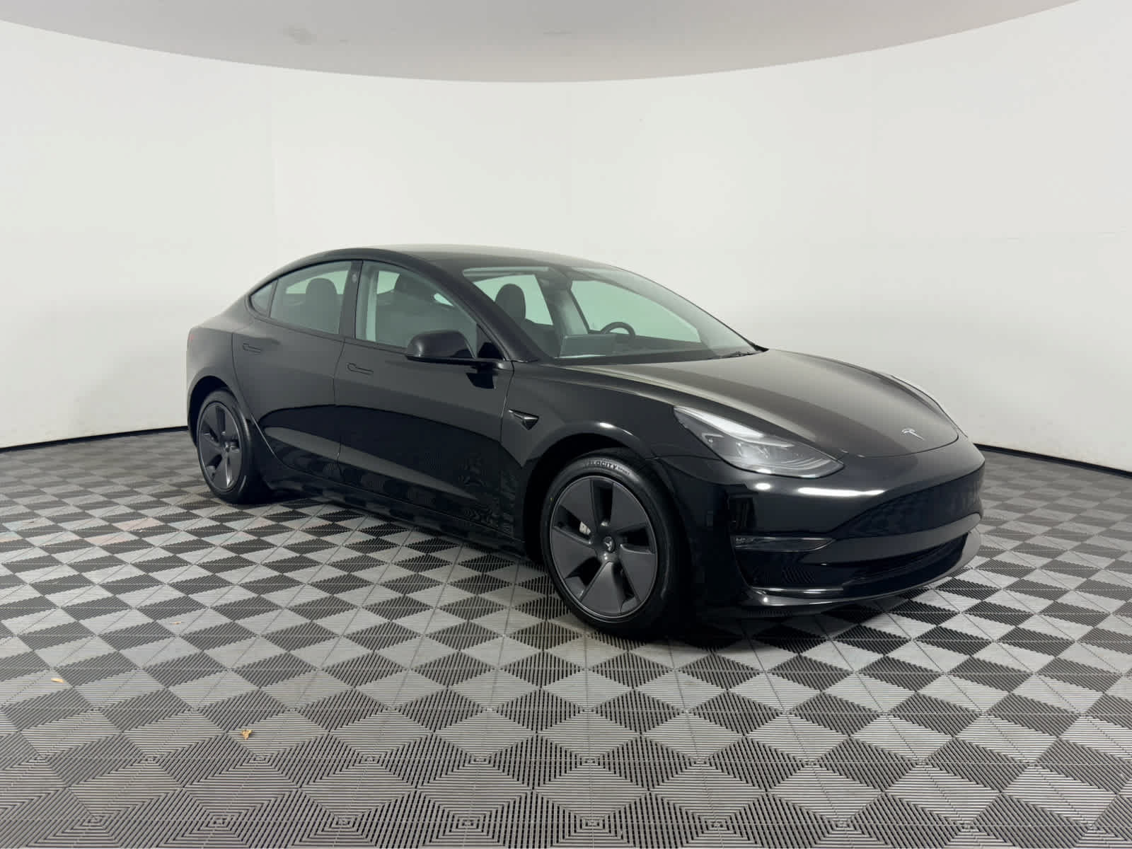 Used 2023 Tesla Model 3 Long Range AWD/4WD image 1