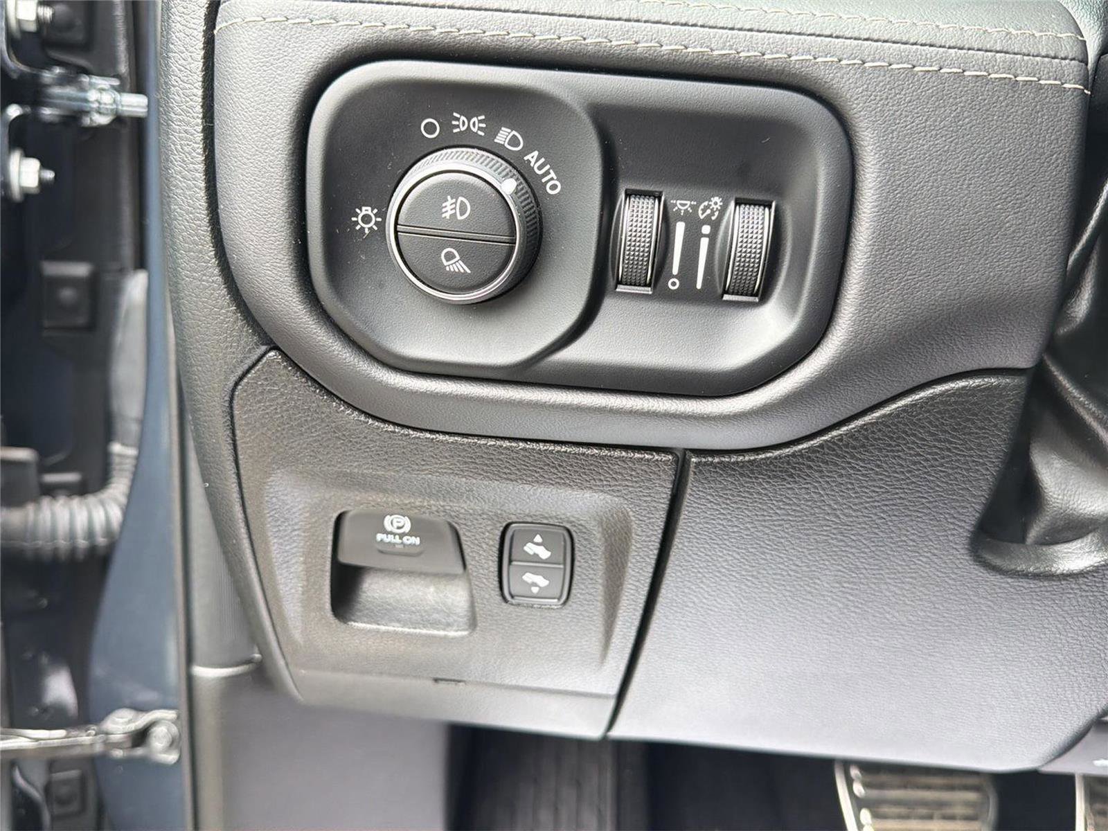 Used 2025 RAM 1500 RHO w/ RHO Level 1 Equipment Group AWD/4WD image 12