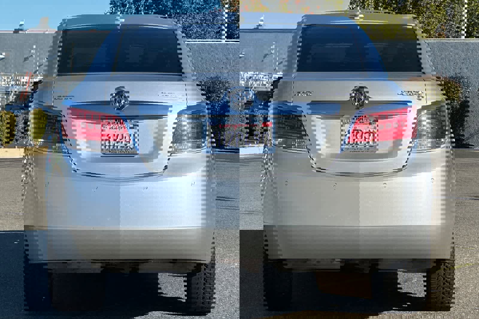 Used 2011 Buick LaCrosse CXL image 8