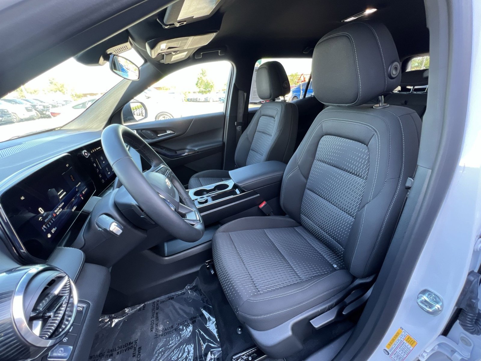 Used 2026 Chevrolet Equinox LT FWD image 21