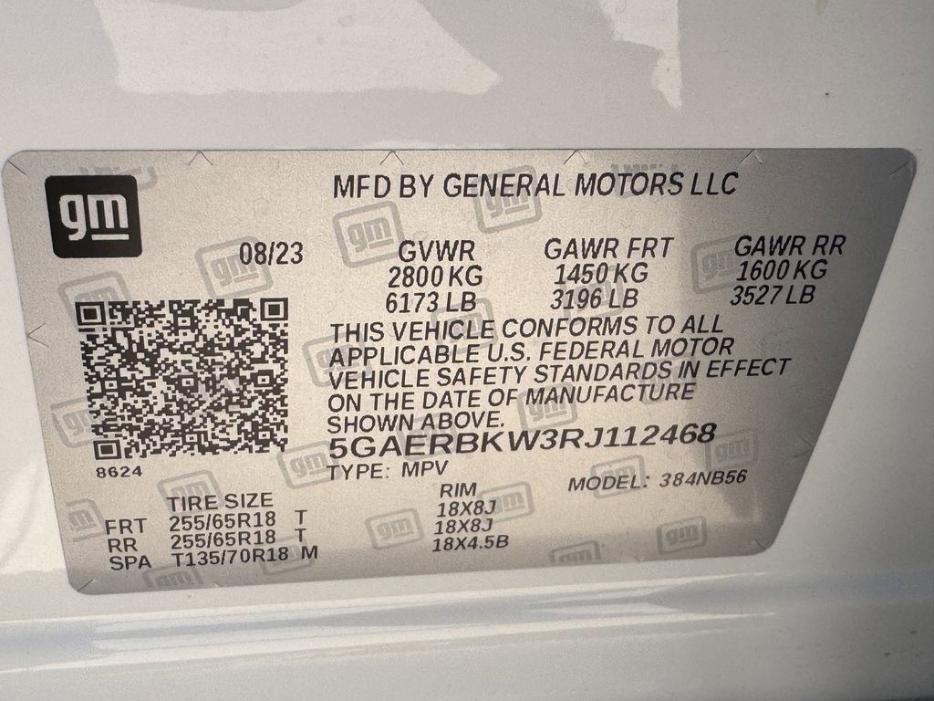 Used 2024 Buick Enclave Essence image 31