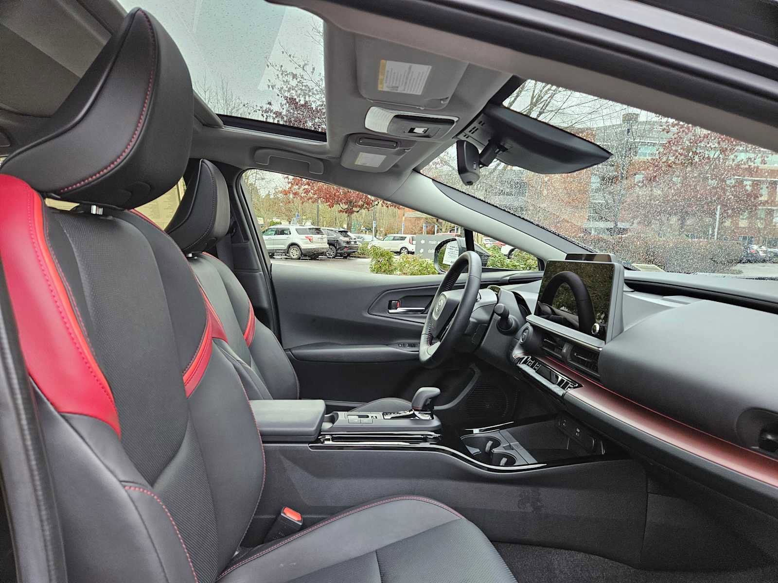 Used 2024 Toyota Prius Prime image 11