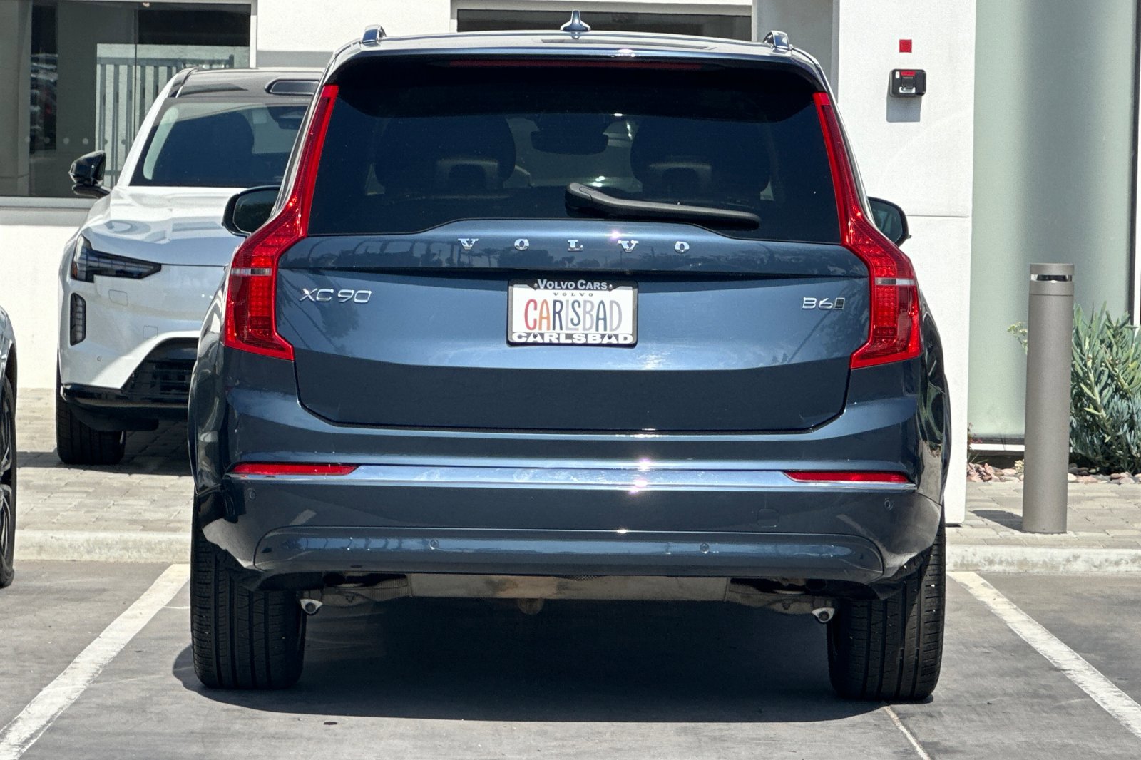 Certified 2025 Volvo XC90 B6 Plus image 5